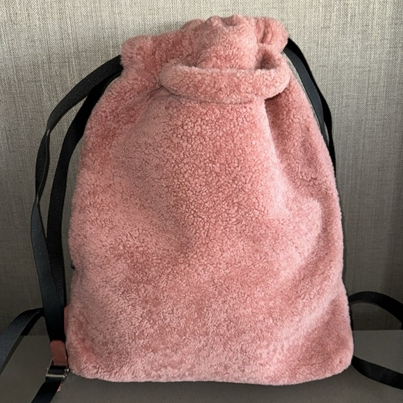 Fendi vocabulary Pink shearling convertible Backpack tote bag - Picture 3 of 16